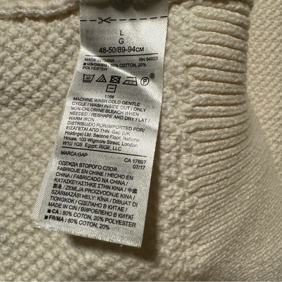 Gap Cable Knit Sweater - Picture 7 of 7